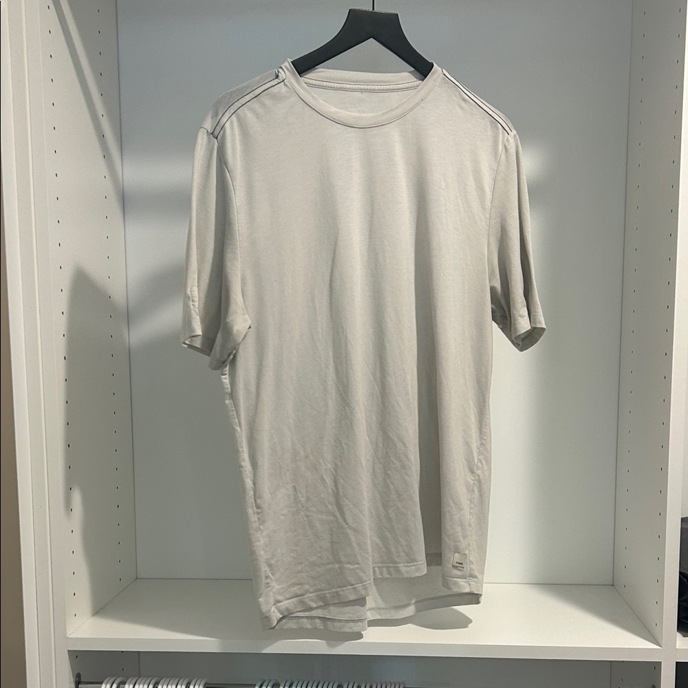 Vuori Short Sleeve Crew Tee in Light Gray